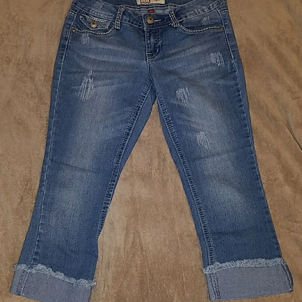 Lowrise denim capri